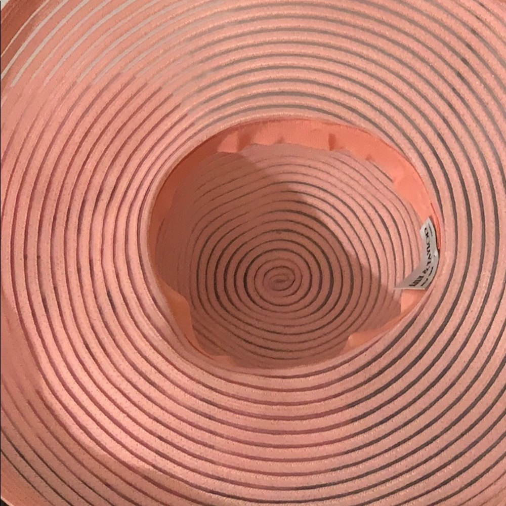 Pink hat - Picture 4 of 5